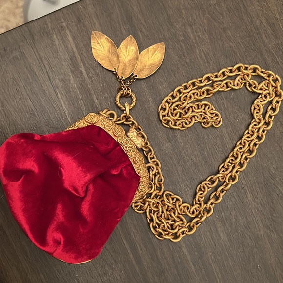 Dolce and Gabbana vintage coin bag. Authentic with original chain. - Picture 2 of 14